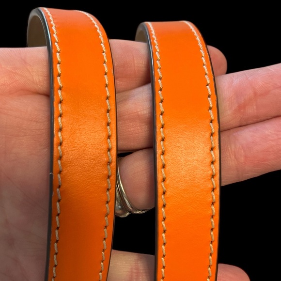 Dooney and Bourke Orange Leather Like New Bag - Picture 4 of 16